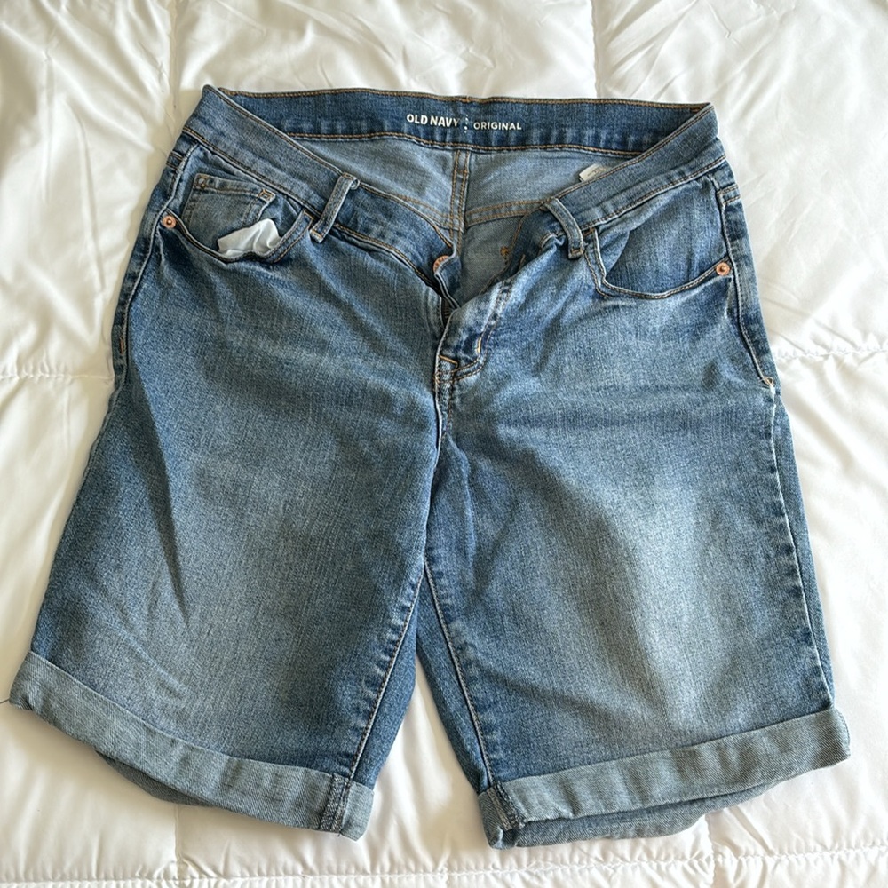 Old navy size 4 Jean shorts